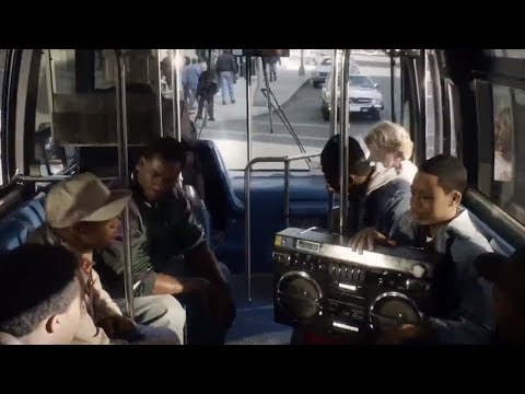 TODO MUNDO ODEIA O CHRIS - EU NÃO SERIA O ÚNICO NEGRO NO ÔNIBUS...