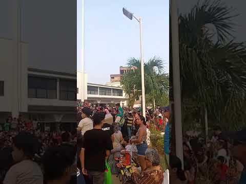 miles de gente se dieron cita en la plaza de la presidencia de Tuxpan Veracruz.