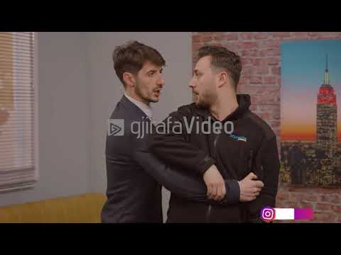 Tutet Toli mu kap me Lirinë 🥊