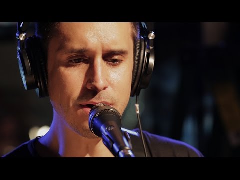 Matthew Santos on Audiotree Live (Full Session)