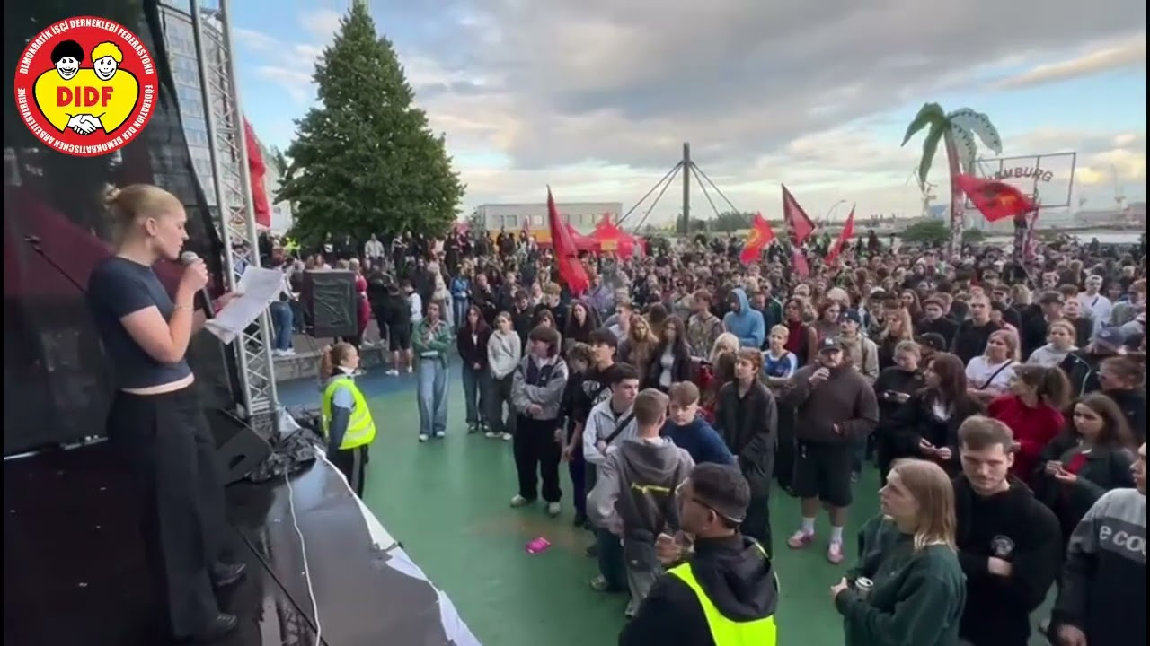 OPEN AIR Festival in Hamburg  ( „Jugend gegen Rassismus und Krieg – Gemeinsam für unsere Zukunft!“