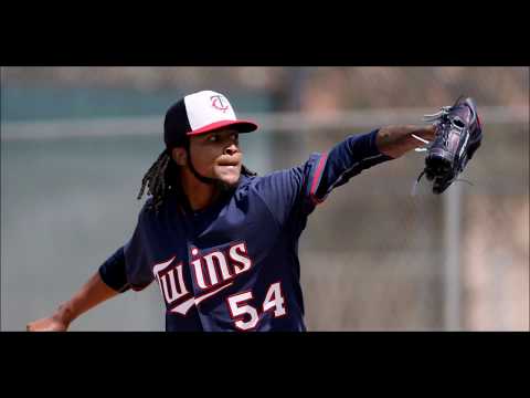 Ervin Santana out up to 3 months after finger surgery
