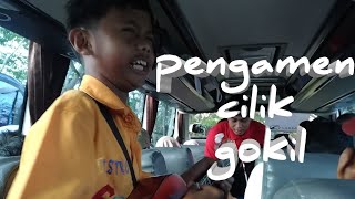 Download lagu Pengamen cilik  ini bisa membuat semua penumpang bersorak mp3