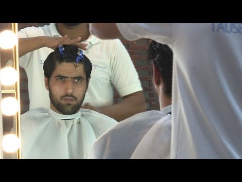 Washing, cutting, blow-drying: “Men also have the right to look good”