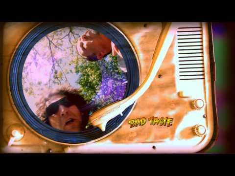 Ajs Nigrutin i Timbe - Bad Taste Maskenbal 25.5.2012.