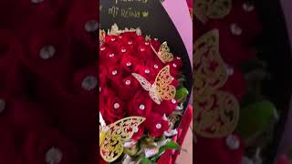 ramo 50 rosas , diamantes y corona #regalaflores #regalaamor #video #viralshorts