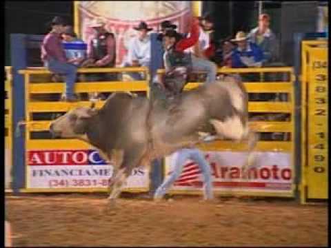 JOSE CARLOS VS MISTER M TERREMOTO LGRODEIOS