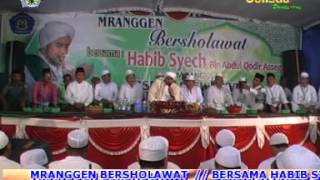 preview picture of video 'Mranggen Bersholawat Bersama Habib Syech Bin Abdul Qodir Assegaf MADIN Islahiyyah Mranggen Demak'