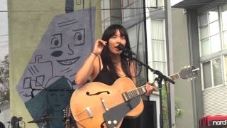 THAO &amp; THE GET DOWN STAY DOWN - &quot;Guts&quot; 9/12/15