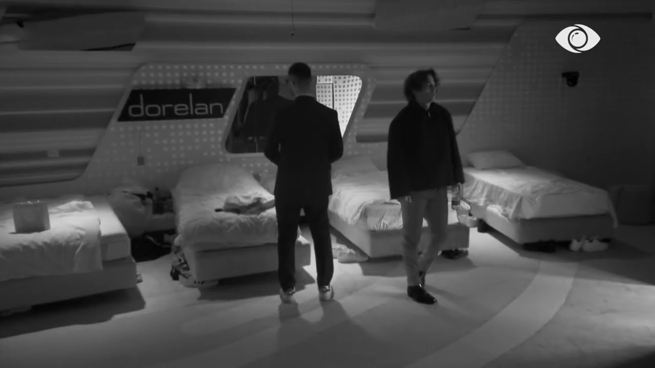 Iku edhe Juela…/ Mal i hedh 'kunja' Rogertit dhe Mirit pas debatit Juela-Stenaldo