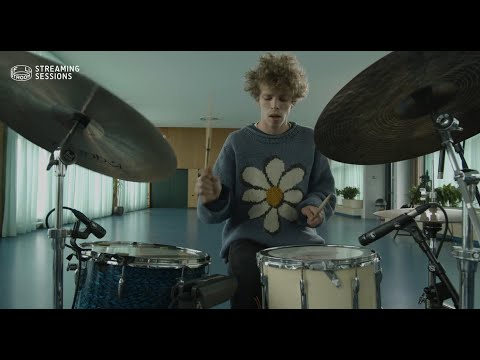 Lijfstroom #7 met De Nooit Moede, Longwa The Farao, Eline Adam en Studio.666