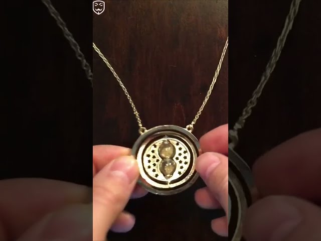 Vídeo relacionado con Harry Potter Time Turner Unisex Pendiente Plateado Aleación de Zinc