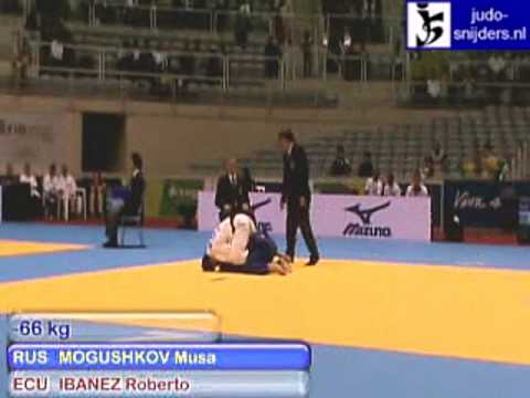 Judo 2009 Rio de Janeiro: Mogushkov (RUS) - Ibanez (ECU) [-66kg].