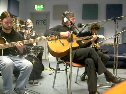 Sanzkrit perform Futila (acoustic) on Tommy & Hector Show RTE 2FM