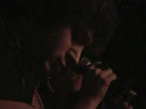 Heidi Talbot Performing "Cathedrals"