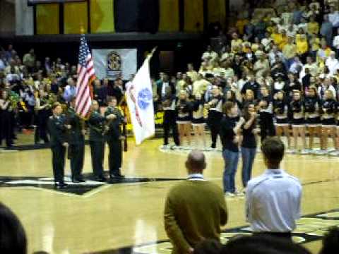 Sarah Zimmermann and Justin Davis (Common Thread) the National Anthem