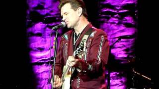 Chris Isaak - Lonely With A Broken Heart @013