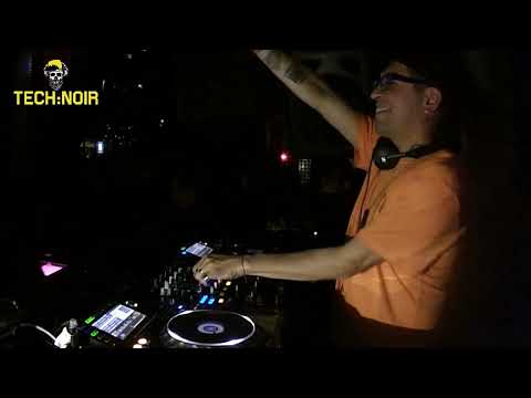 2Robots - dj set Technoir,club Bahrein,Buenos Aires