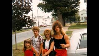 Hey Mercedes - St. James St.