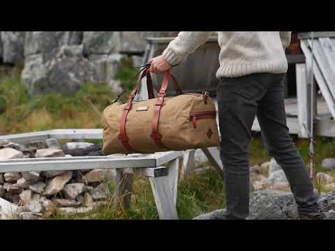 Weekender Herren »Cody« wasserabweisende Reisetasche aus gewachstem Canvas & Leder, Khaki, 50 Liter