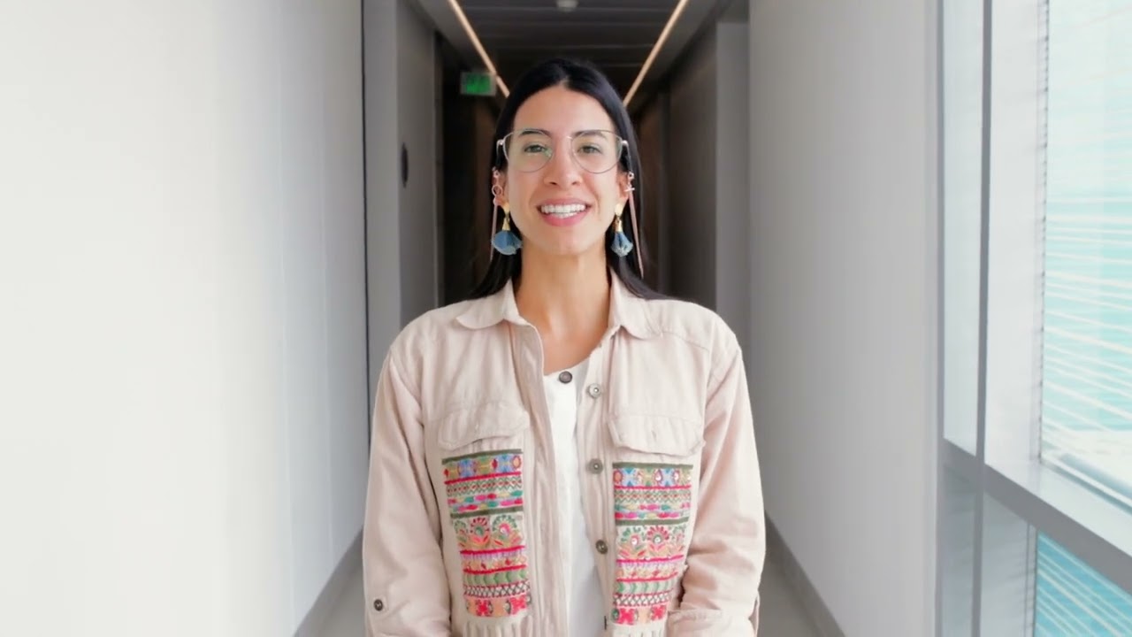 Thumbnail for Preventista tat con moto para Medellín