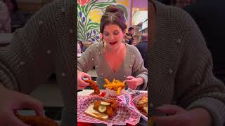 Howlin' Rays Las Vegas Grub Review Time! #lasvegas #vegas #foodie