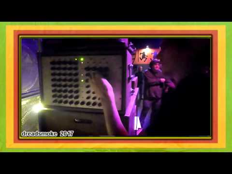 JAHMBASSADOR HI-FI SOUNDSYSTEM (b) - last dubplate round @ 0415 am' de vinger 29-04-2017