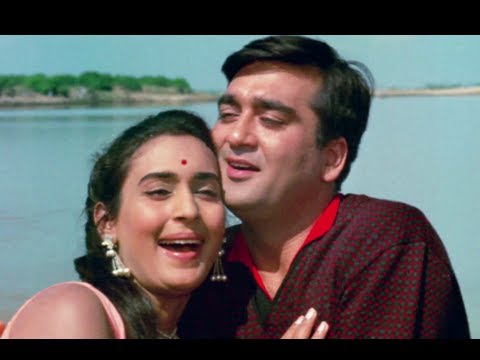 Hum Tum Yug Yug Se - Classic Romantic Song - Lata Mangeshkar & Mukesh - Milan