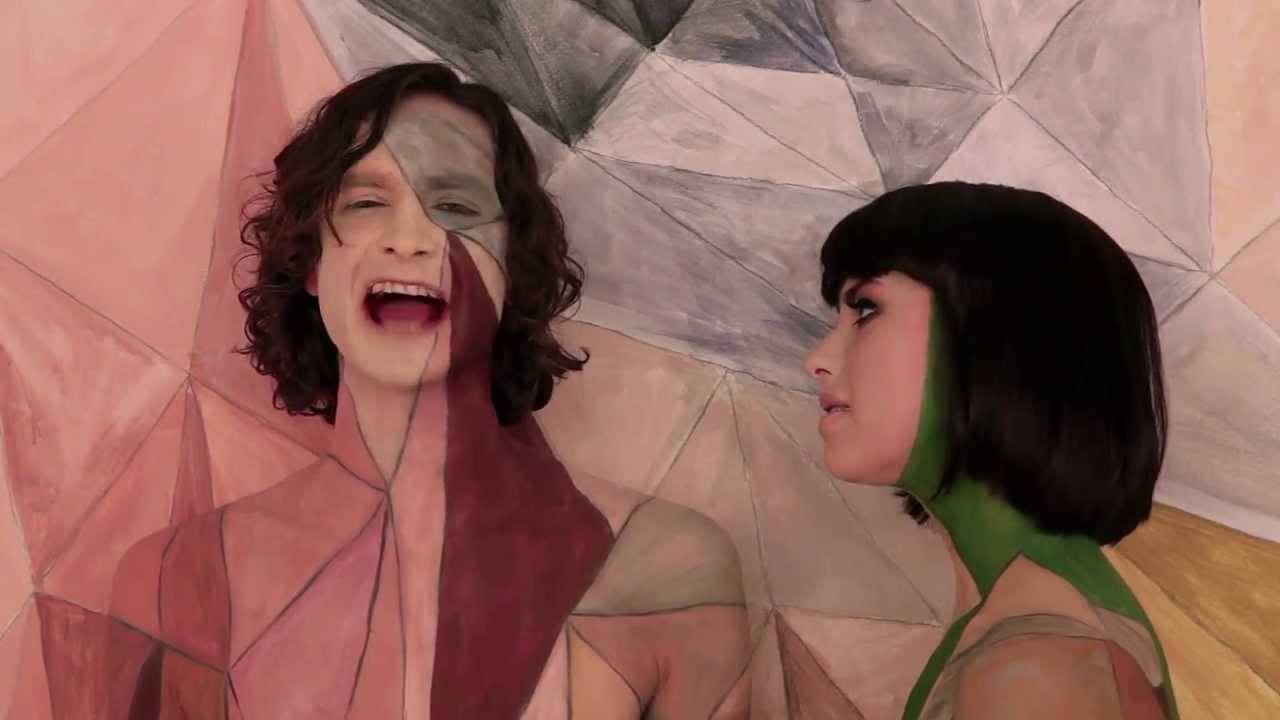 Weekend Tune: “Settle Down” by Kimbra