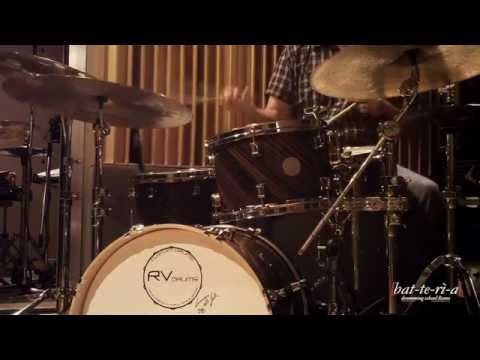 Drumming Quickies by Lucrezio de Seta - 017 - Tony Williams's broken doubles lick 3vs4 Evolution