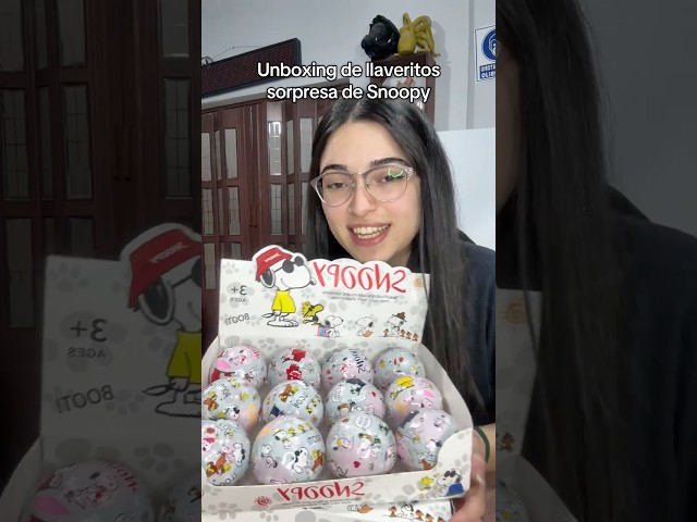 Vídeo relacionado con ZIMPLI Bomba de baño sorpresa grande de Peanuts, 1 de 6 juguetes sorpresa de Snoopy para coleccionar, uno por bomba de baño, regalo de dinero de bolsillo, figuras coleccionables, regalos de bolsa de