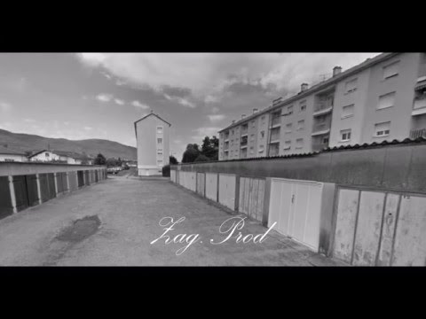 Gayardos Ft. Vourki - Je marche seul