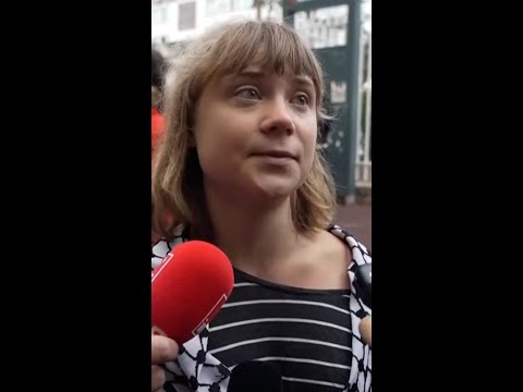 Greta Thunberg joins French student protests