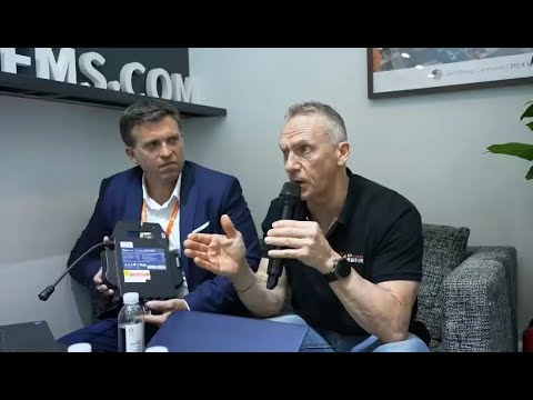 PVTIME Visits APsystems at SNEC 2023