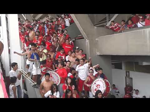 "Toluca vs Veracruz Perra Brava" Barra: La Perra Brava &bull; Club: Toluca