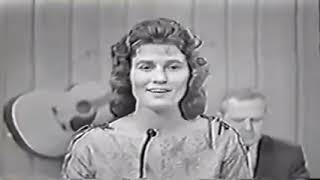 loretta lynn the girl that iam now