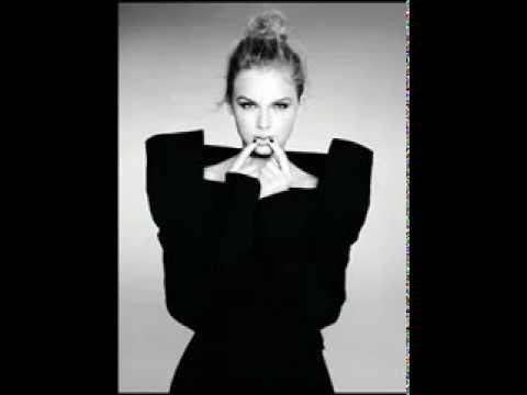 Taylor Swift - Love Story (Newstyle remix)