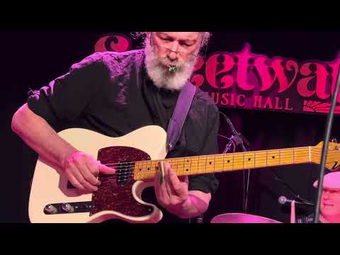 Live Dead & Brothers video