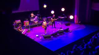 THE VASELINES LIVE IN EDINBURGH 17/8/2018 - CRAZY LADY