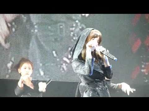 SMTOWN LIVE LA 2010 * SNSD - "Run Devil Run" [close ups]