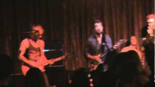 Bigger Fish Than Guns - No Woman No Cry (Live)