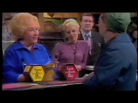 Coronation Street, Annie and Hilda