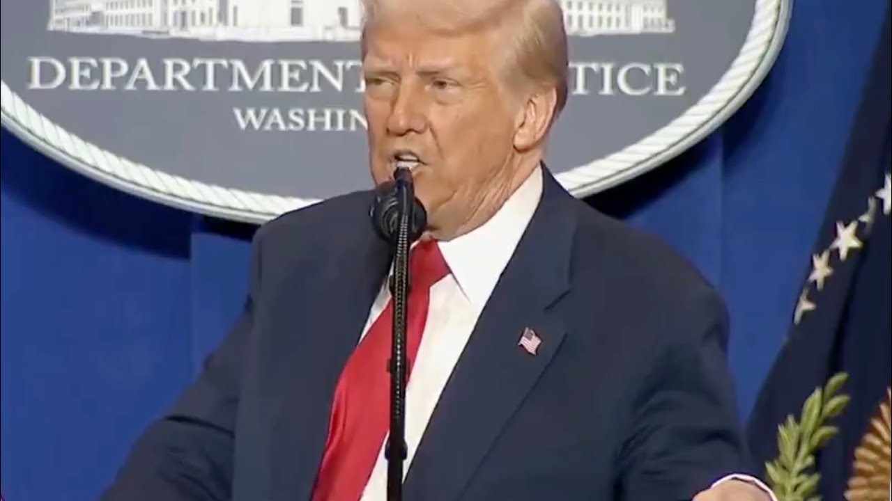 Trump goes OFF THE RAILS in UNHINGED speech