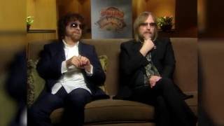 Traveling Wilburys Jeff Lynne and Tom Petty On Writing Songs