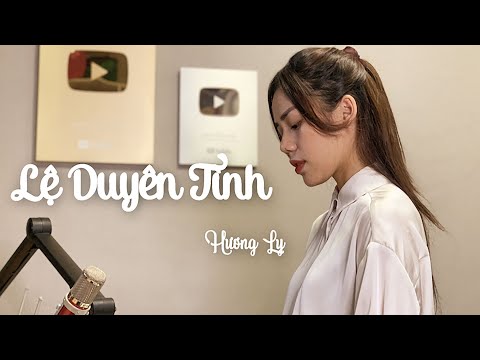 Thể hiện bởi Hương Ly