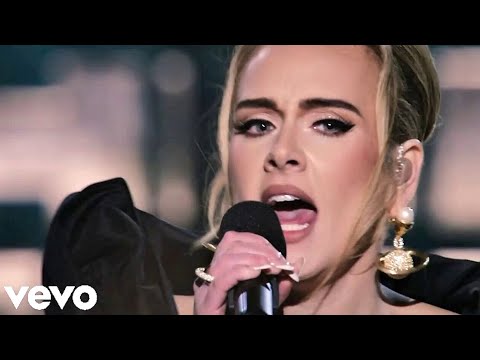 Adele - Rolling In The Deep (Live - One Night Only)