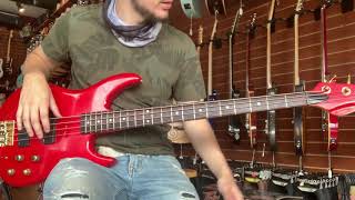 Video thumbnail for Peavey Dyna Bass by Muktown Music Cafe