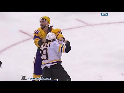 Andy Andreoff vs Matt Beleskey