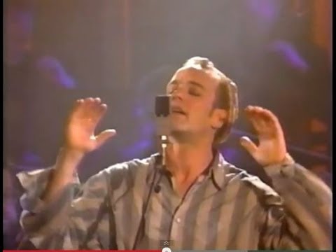 R.E.M. 🎤 Losing My Religion 🎶 (Live at MTV 10th Anniversary) 1991