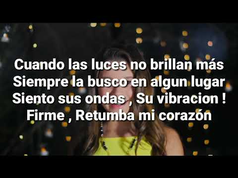 download lagu mp3 mp4 Mi Momento Letra, download lagu Mi Momento Letra gratis, unduh video klip Mi Momento Letra